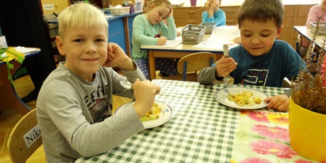 Powiększ grafikę: Owocowe czary